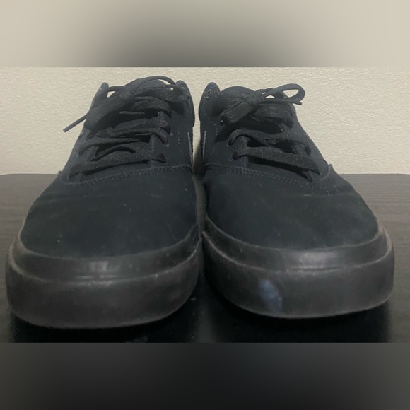 🔥Nike SBs Black used men’s sneaker- size 11 - Picture 4 of 12